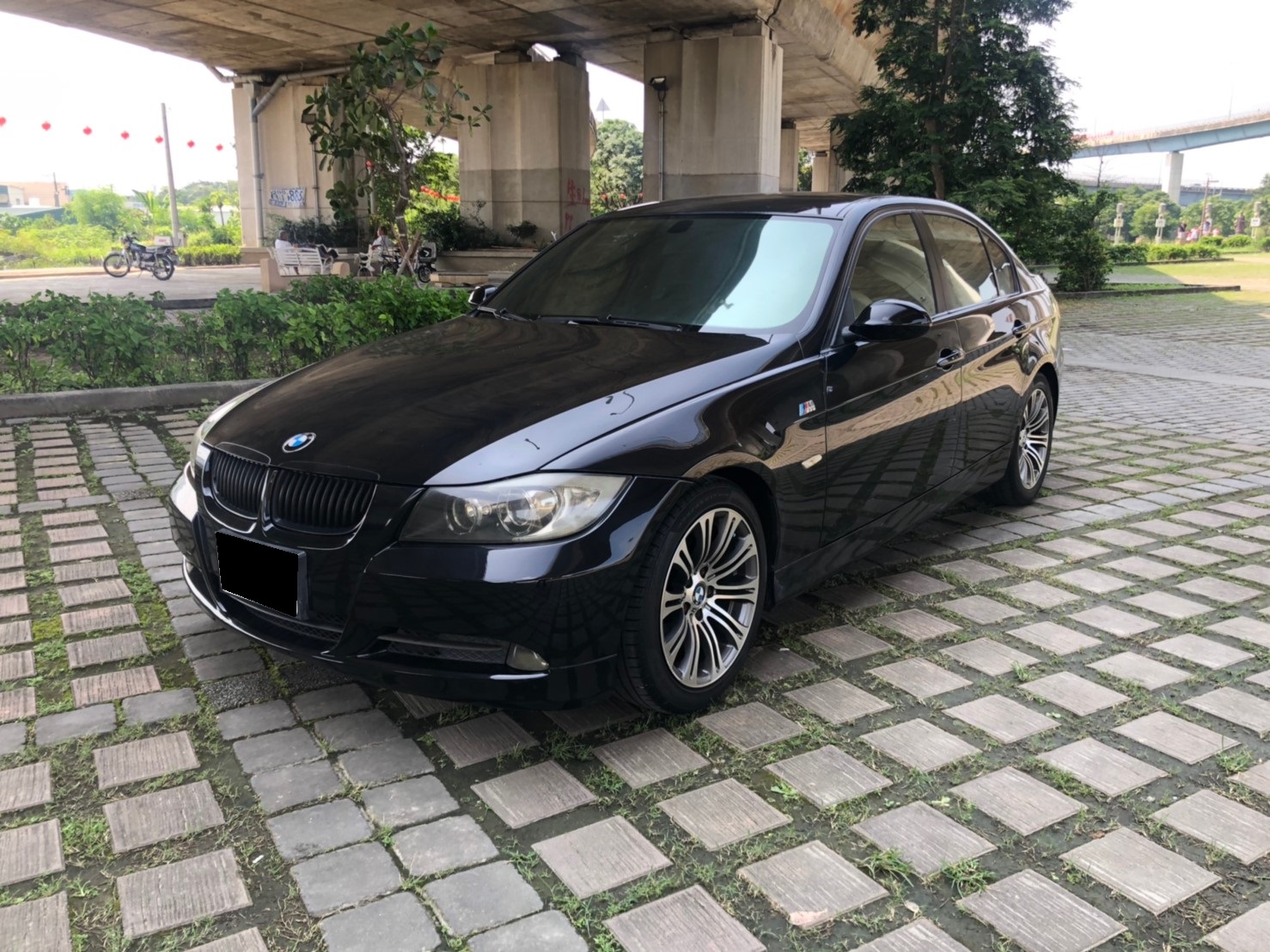 2005 Bmw 3-series sedan