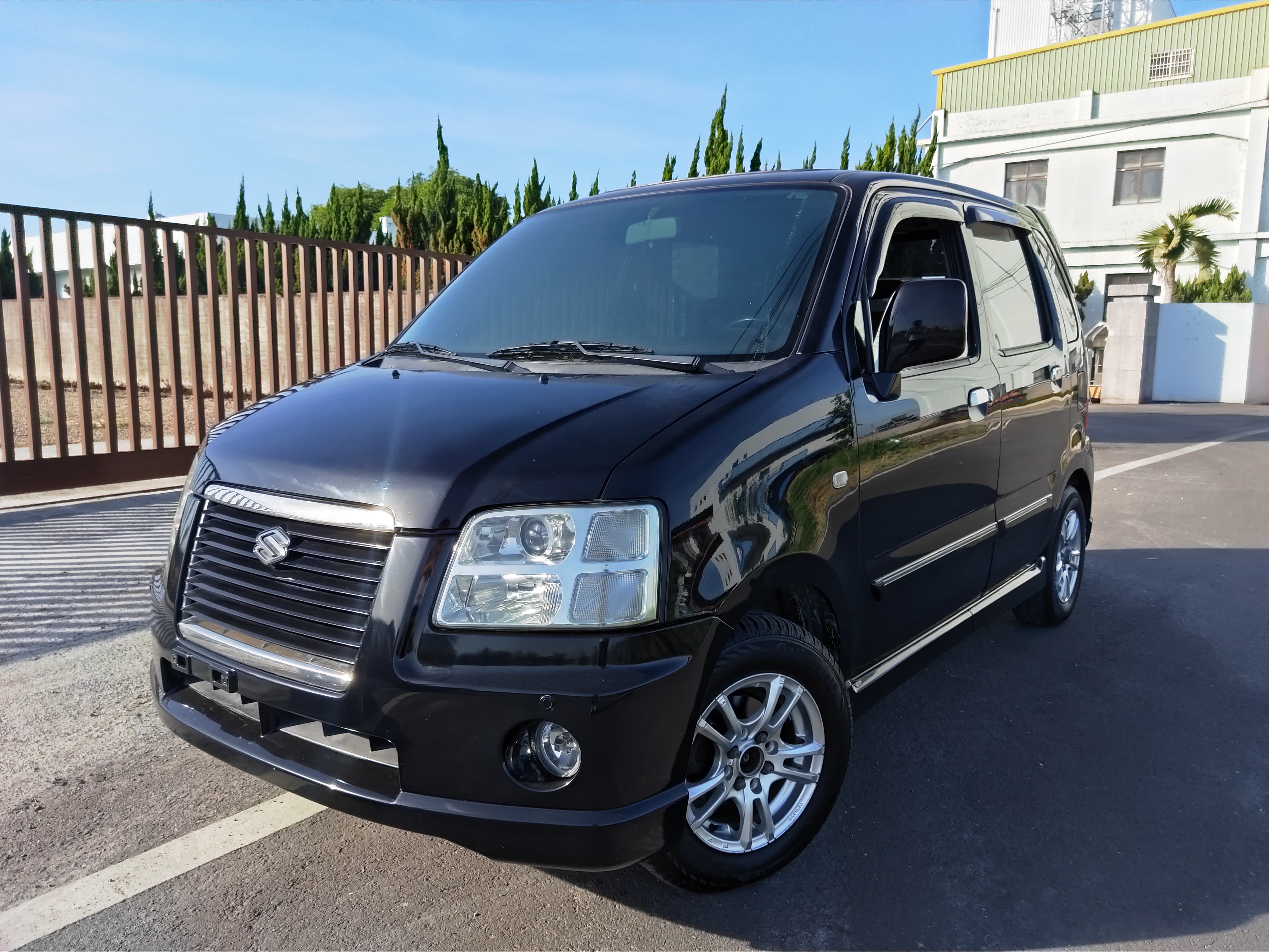 2005 Suzuki Solio