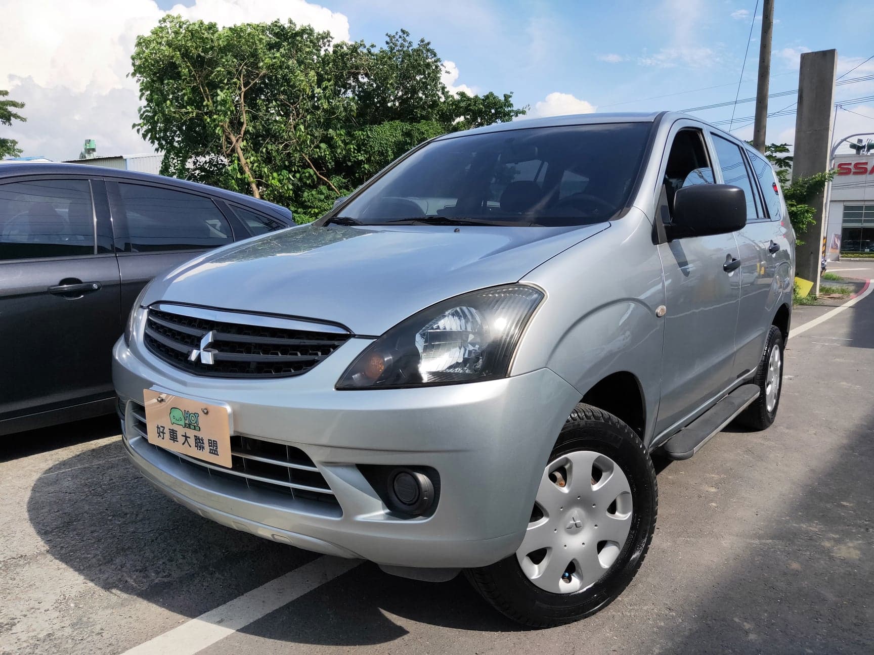 2012 Mitsubishi 三菱 Zinger