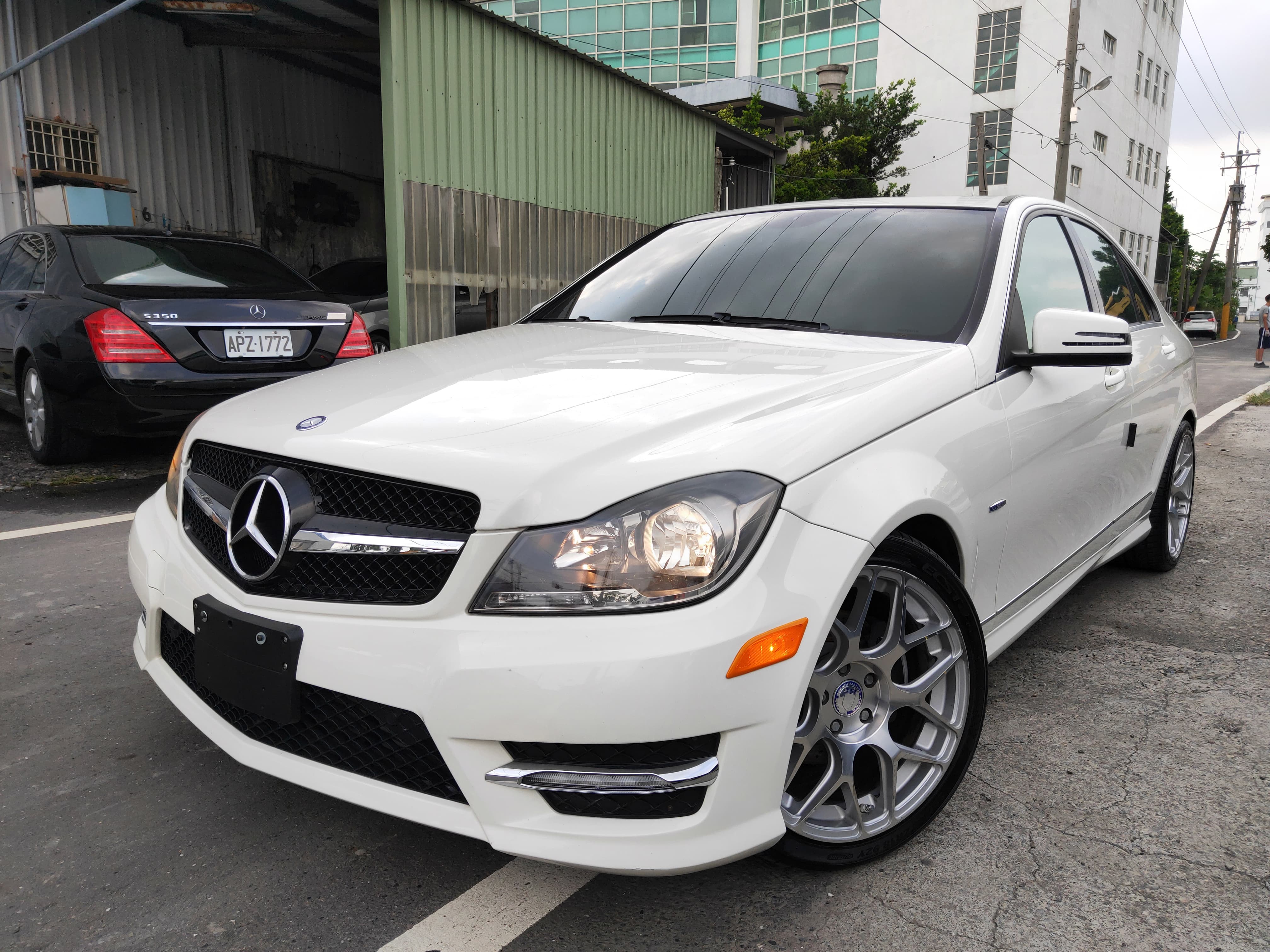 2011 M-Benz 賓士 C-class