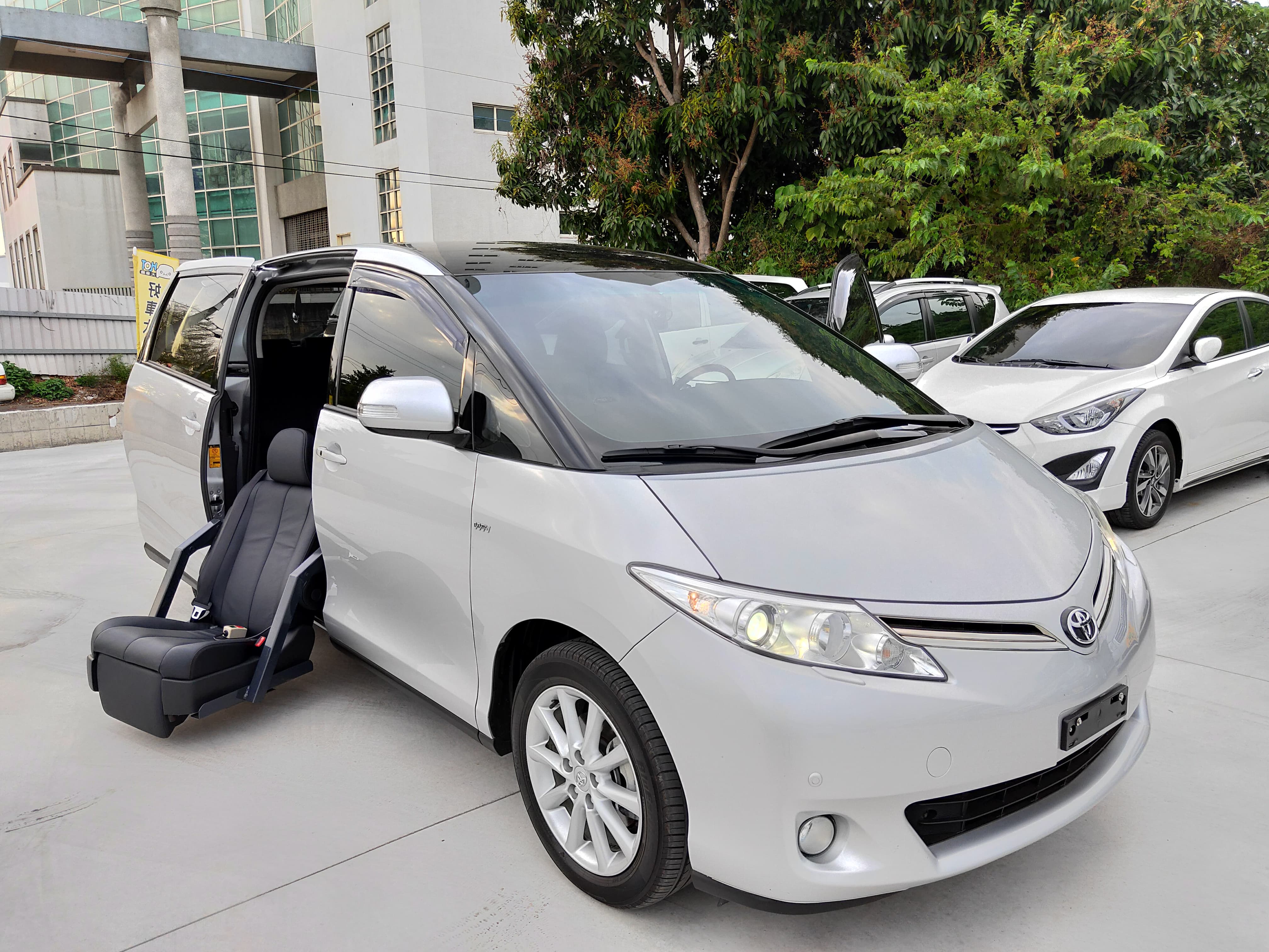 2014 Toyota 豐田 Previa