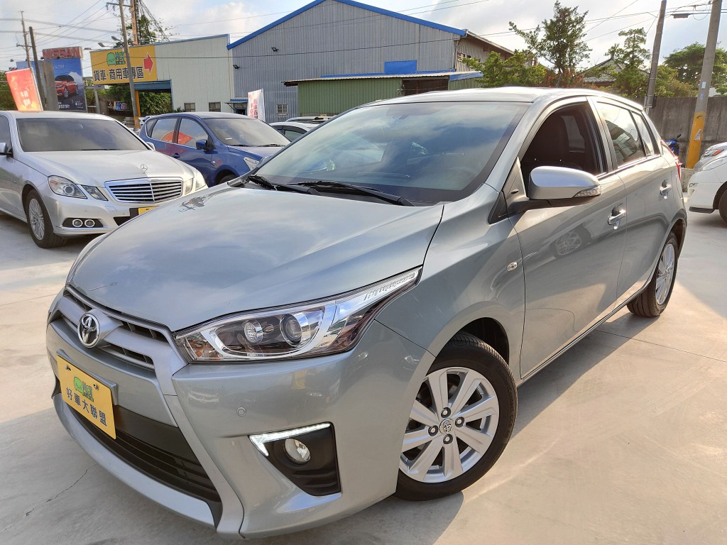 Hot大聯盟 Toyota Yaris 15年大鴨鐵灰里程保證認證保固車有喜歡價格好談