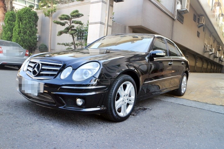2006 M-benz E-class