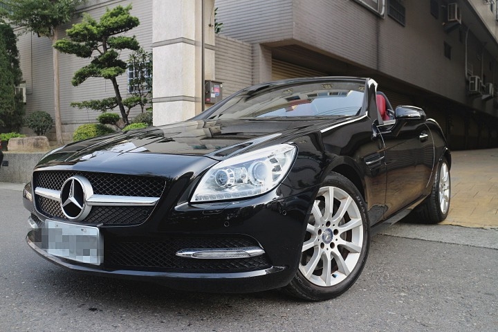 2011 M-benz Slk