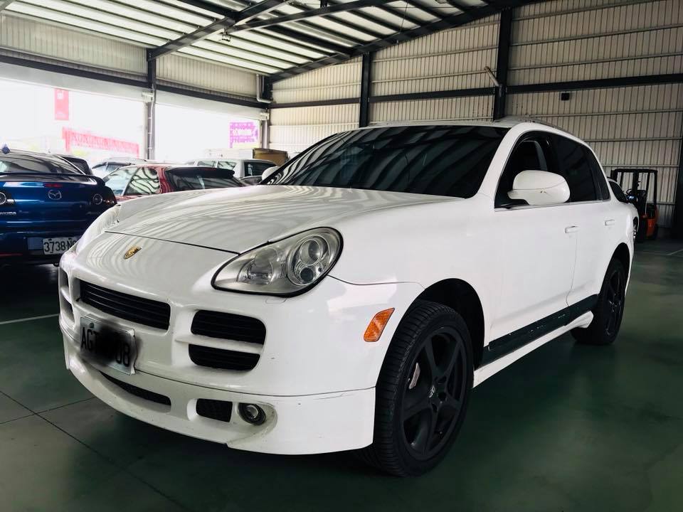 2004 Porsche Cayenne