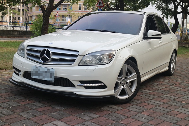 2010 M-benz C-class