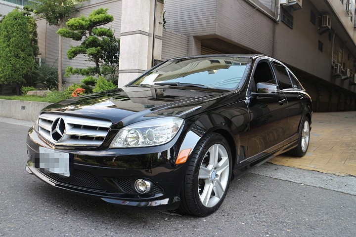 2011 M-benz C-class