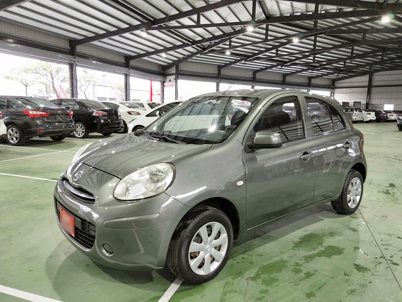 2013 Nissan March