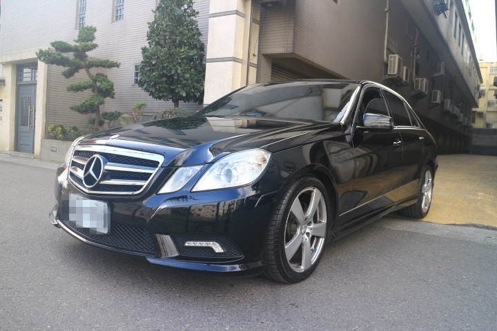 2011 M-Benz 賓士 E-class