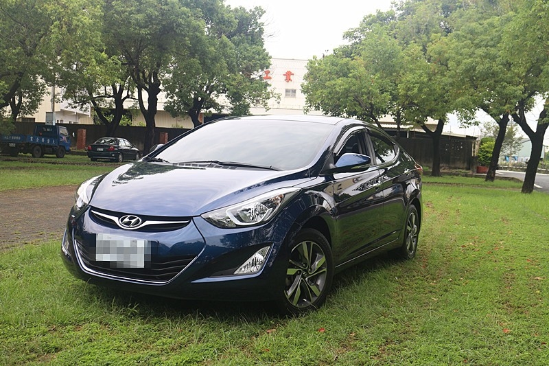 2016 Hyundai 現代 Elantra