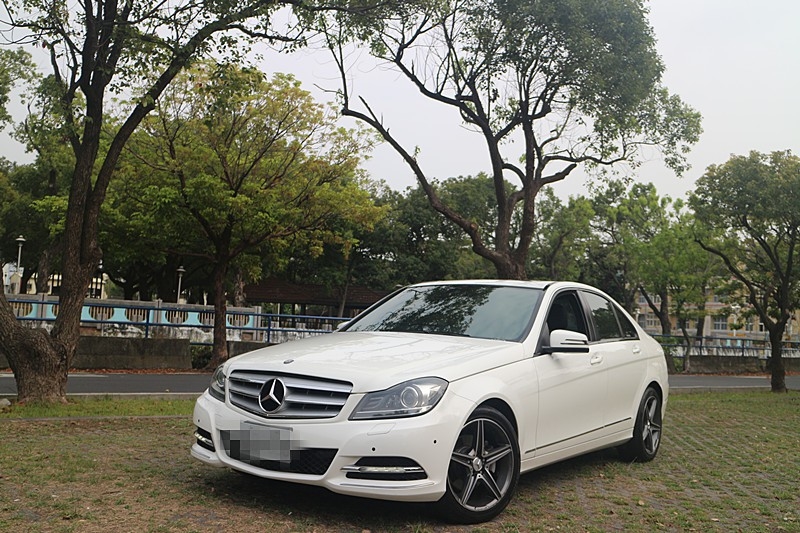 2012 M-Benz 賓士 C-class