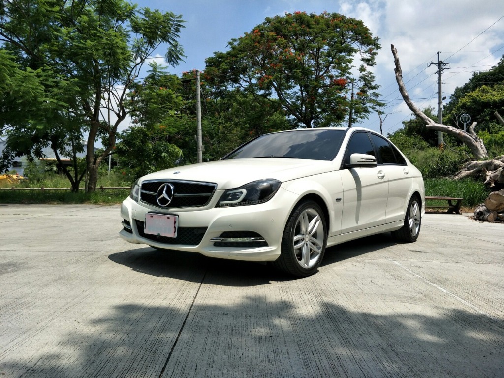 2011 M-Benz 賓士 C-class