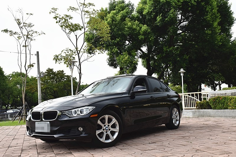 2013 BMW 寶馬 3-series sedan