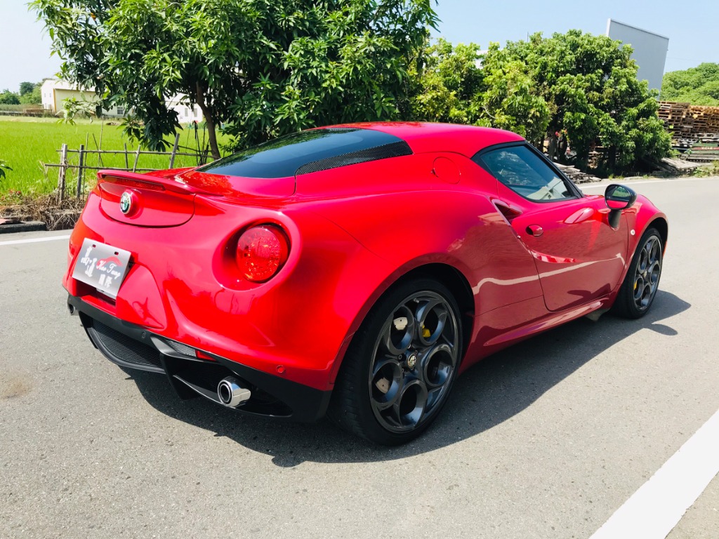 Hot大聯盟 Alfa Romeo 其他 15年alfa Romeo 4c 1 8l 紅