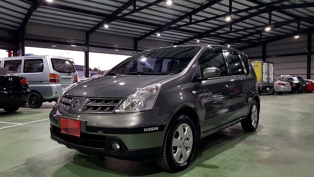 2010 Nissan Livina
