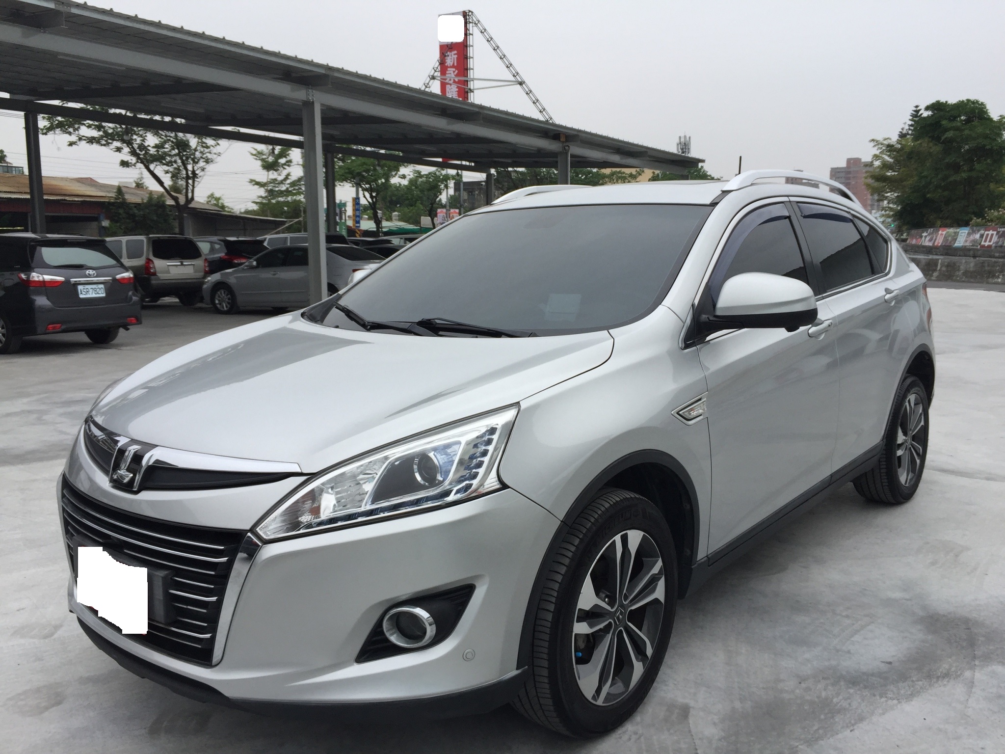 2014 Luxgen U6 turbo