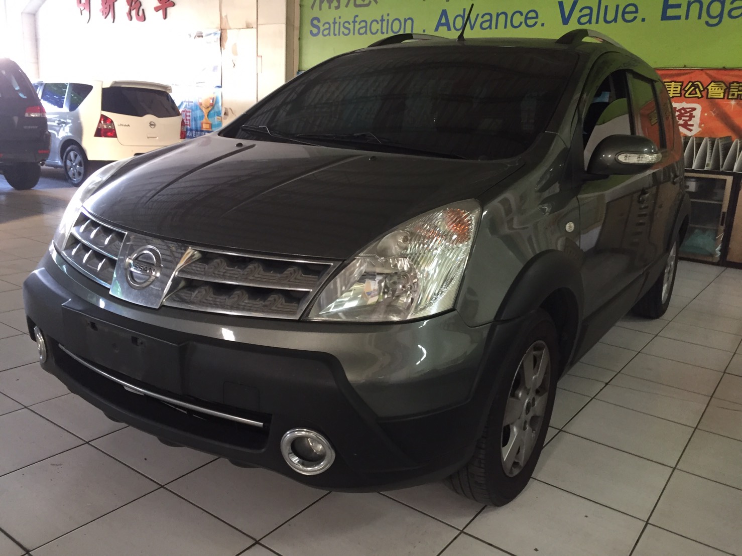 2011 Nissan Livina
