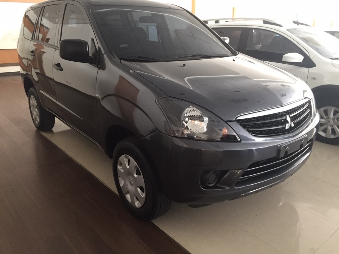 2014 Mitsubishi Zinger