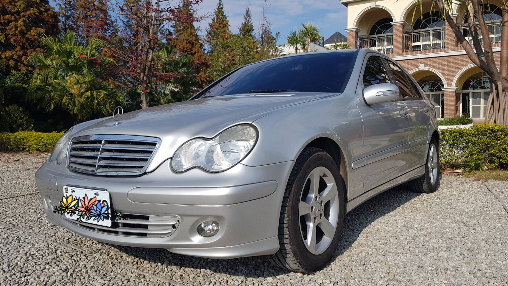 2005 M-benz C-class