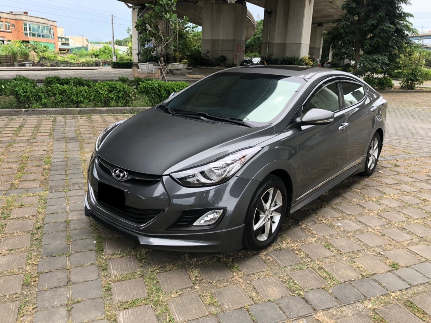 2012 Hyundai 現代 Elantra