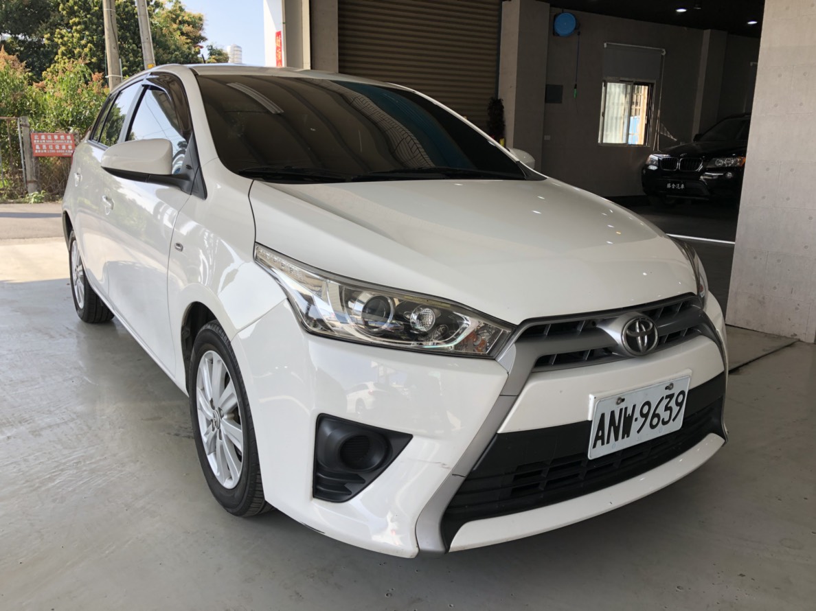 2015 Toyota 豐田 Yaris