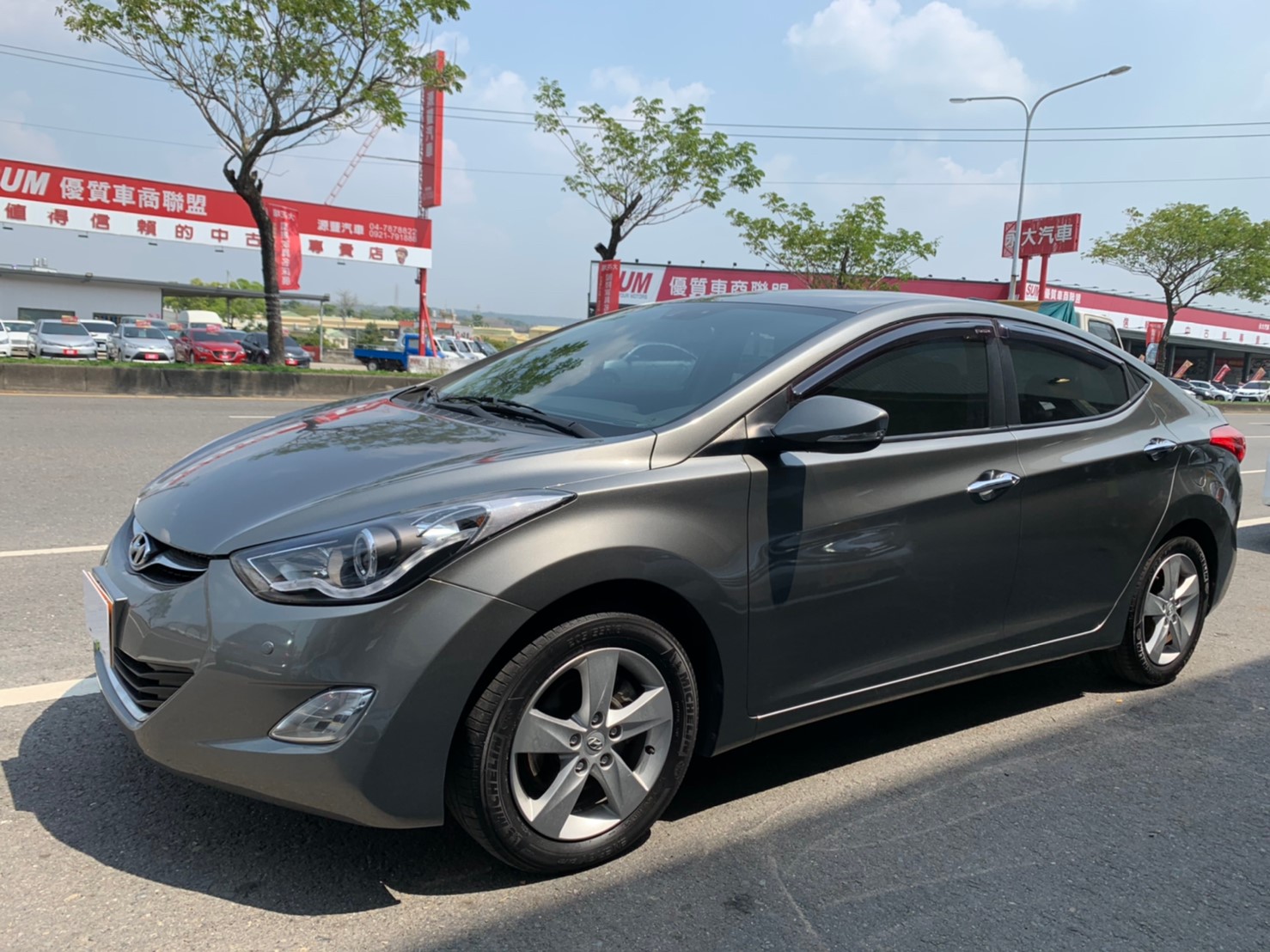 2012 Hyundai 現代 Elantra
