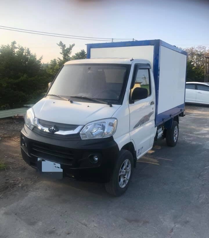 2015 Mitsubishi 三菱 商用車