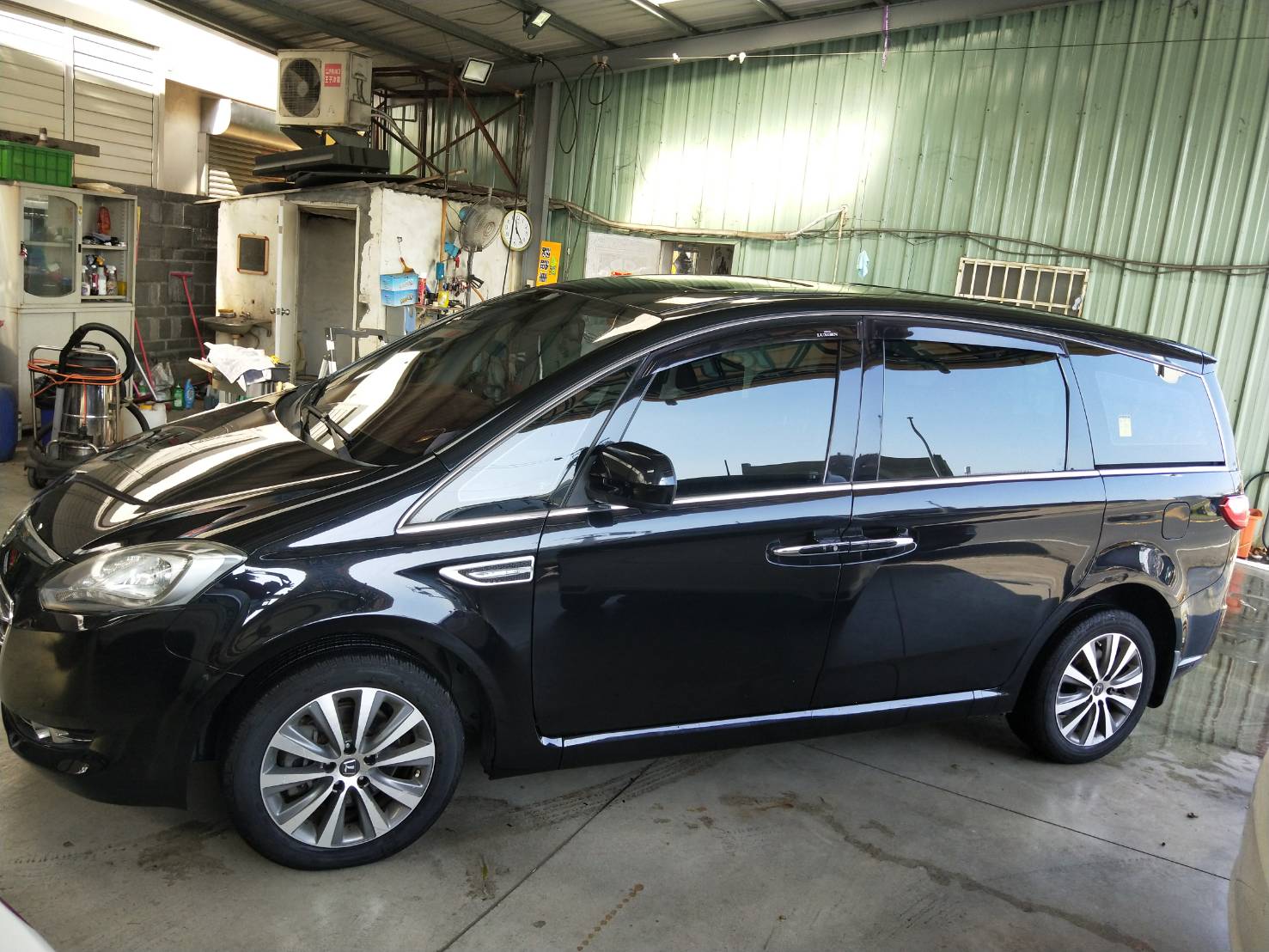 2014 Luxgen 納智捷 M7 turbo