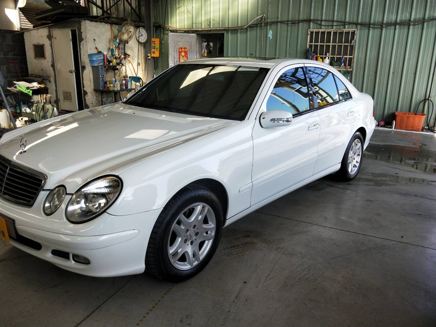 2005 M-Benz 賓士 E-class
