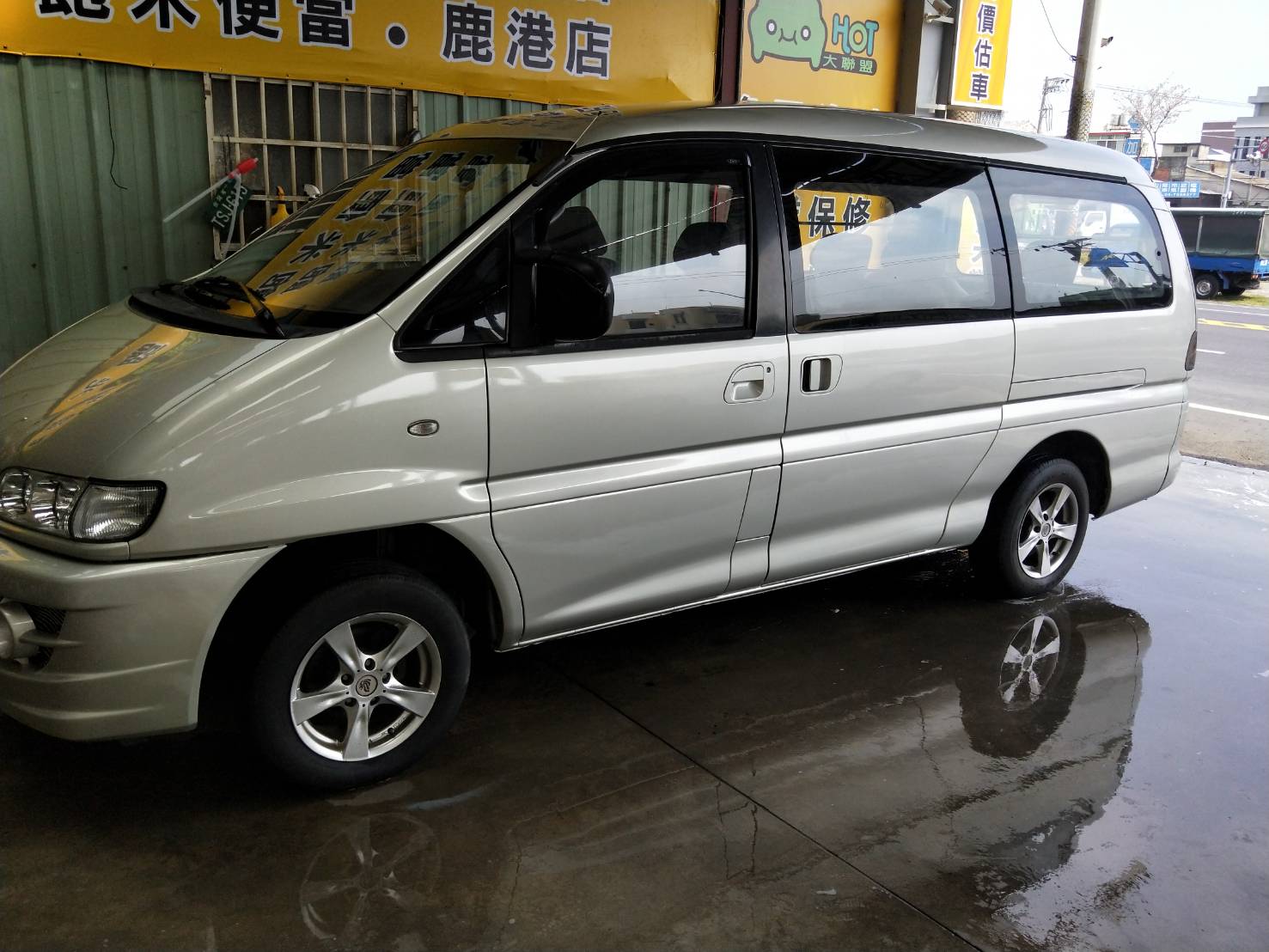 2005 Mitsubishi 三菱 Space gear