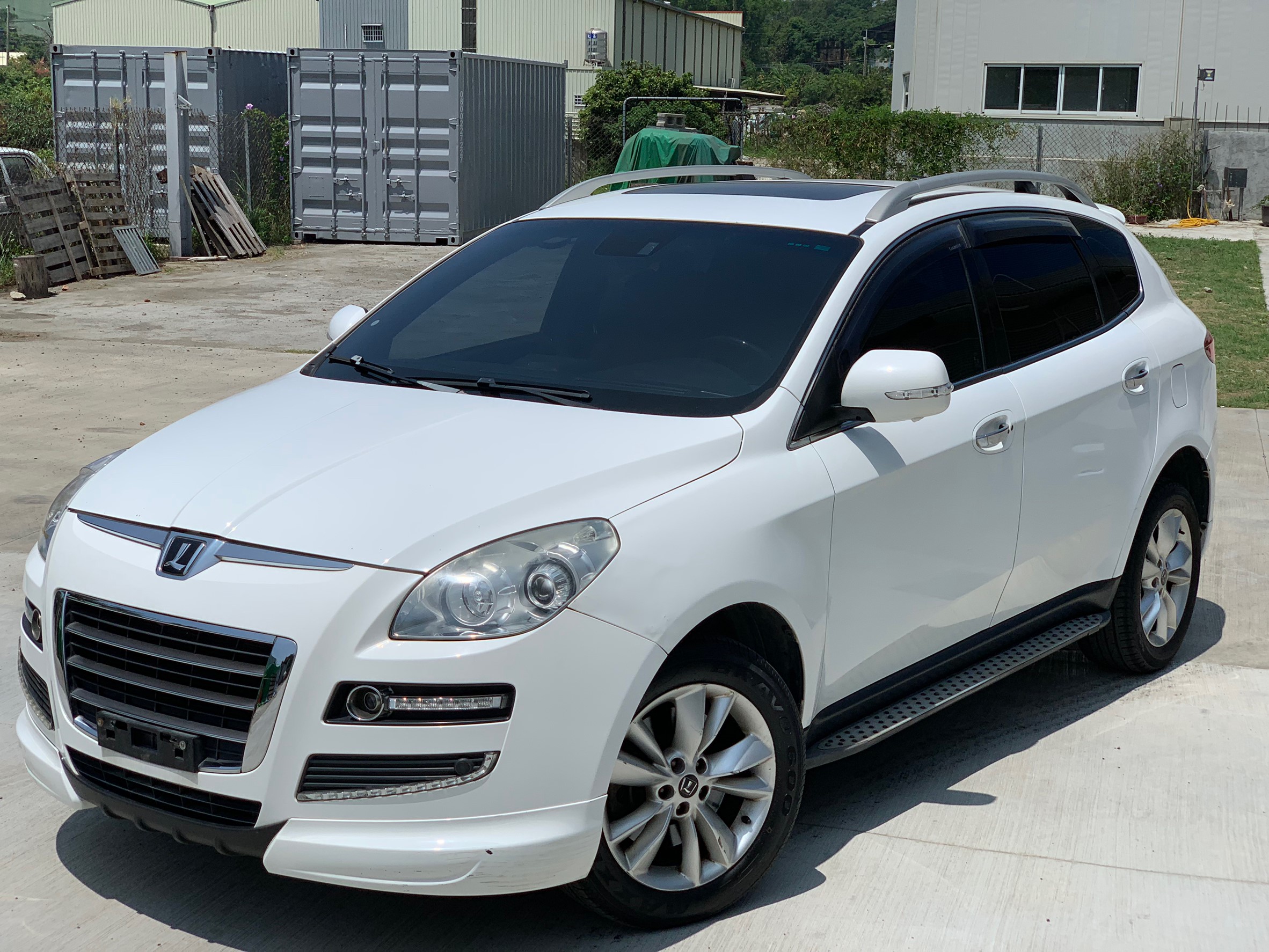 2012 Luxgen 7 mpv
