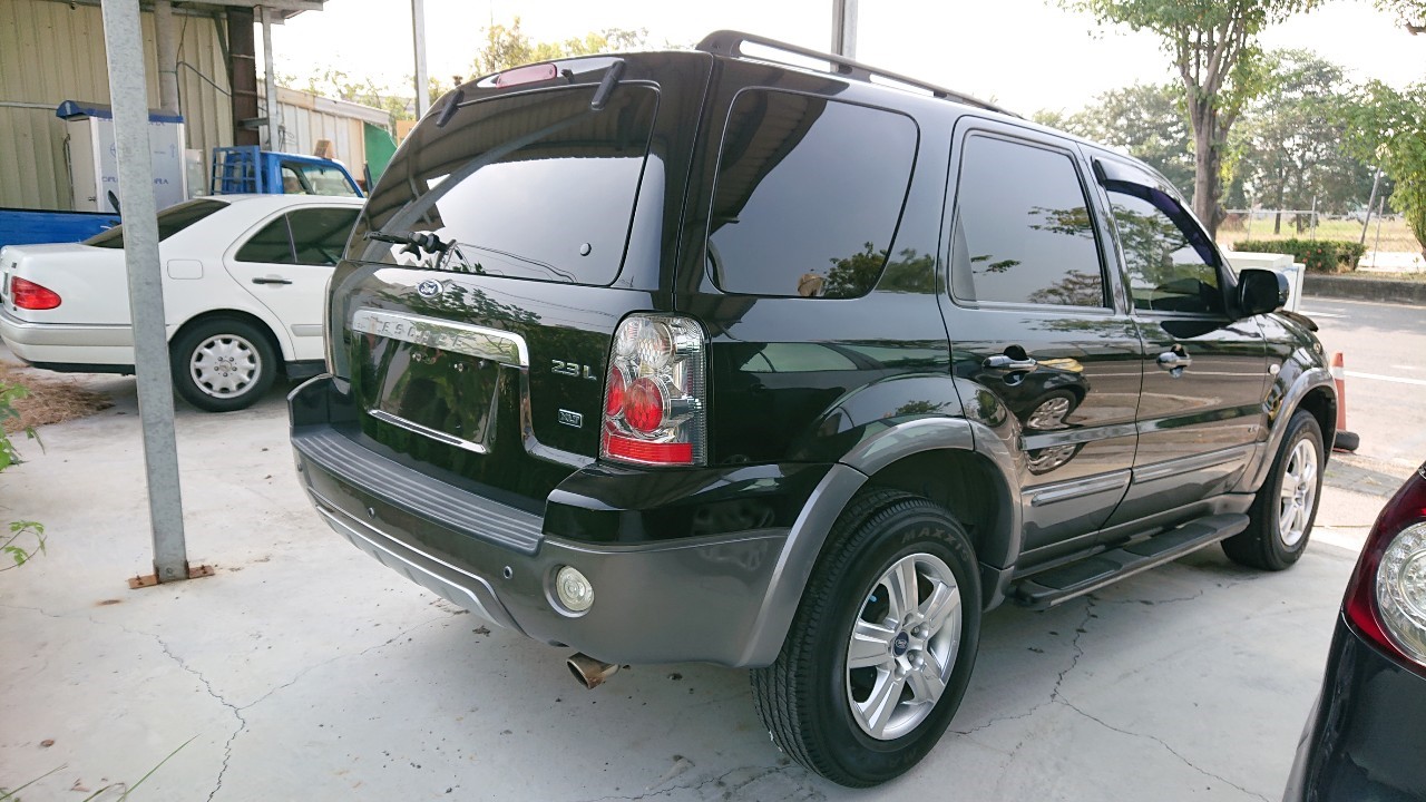 2005 Ford 福特 Escape