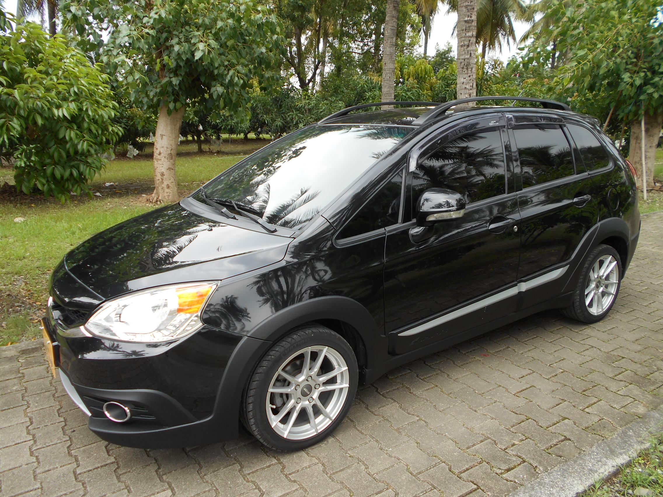 2015 Mitsubishi 三菱 Colt plus