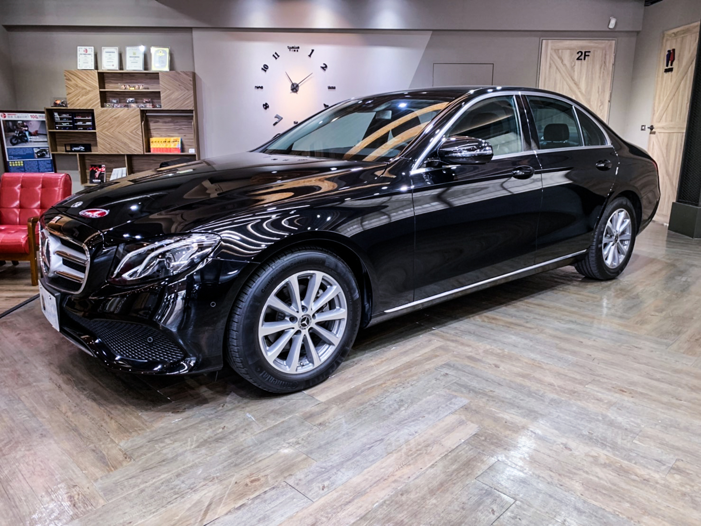 2018 M-Benz 賓士 E-class