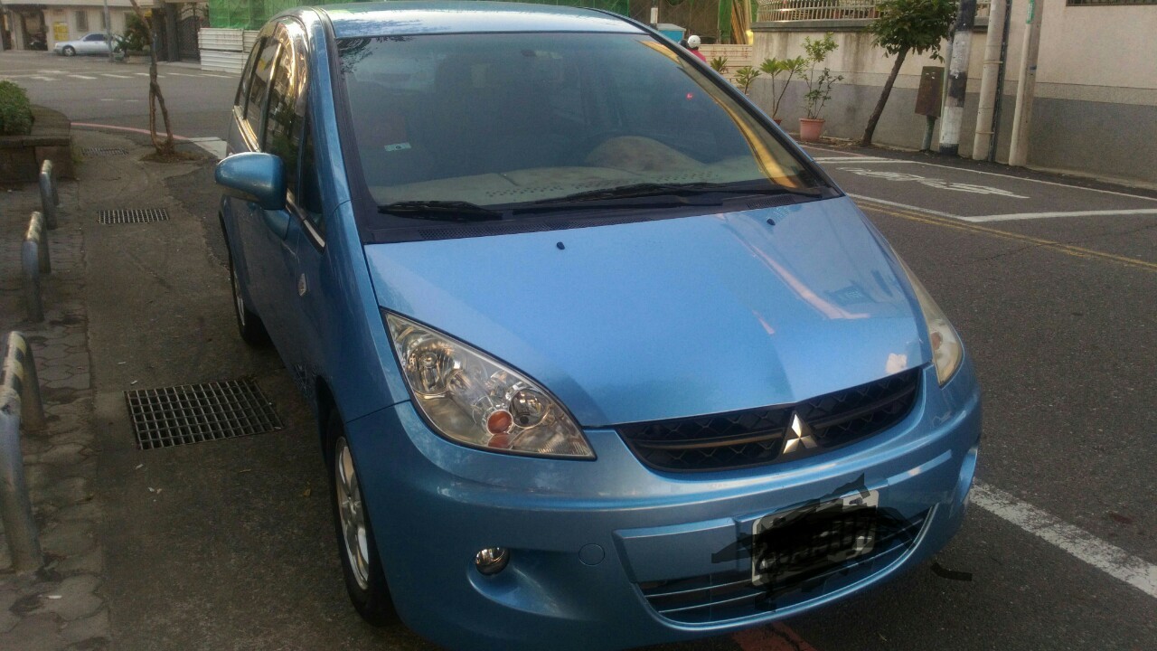 2010 Mitsubishi 三菱 Colt plus