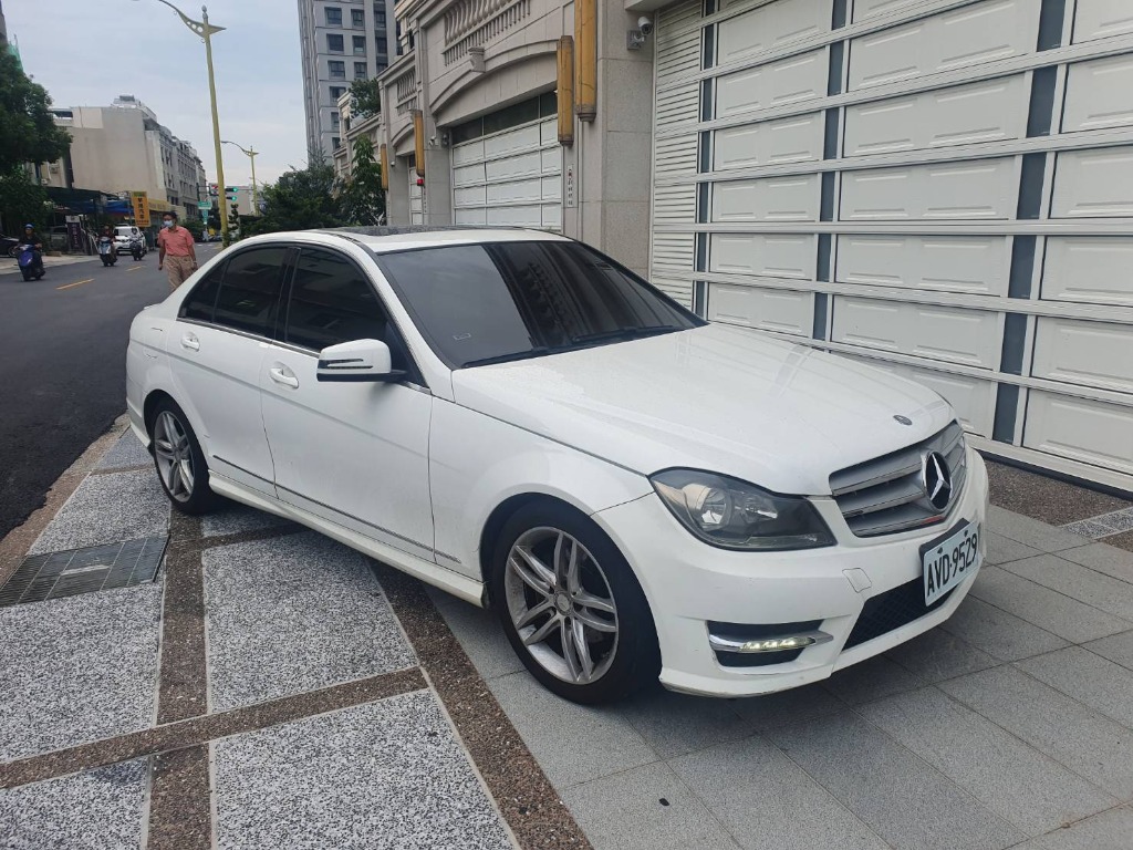 Hot大聯盟 M Benz C250 Benz C250 13年 一部國產新車的價格即刻擁有進口享受