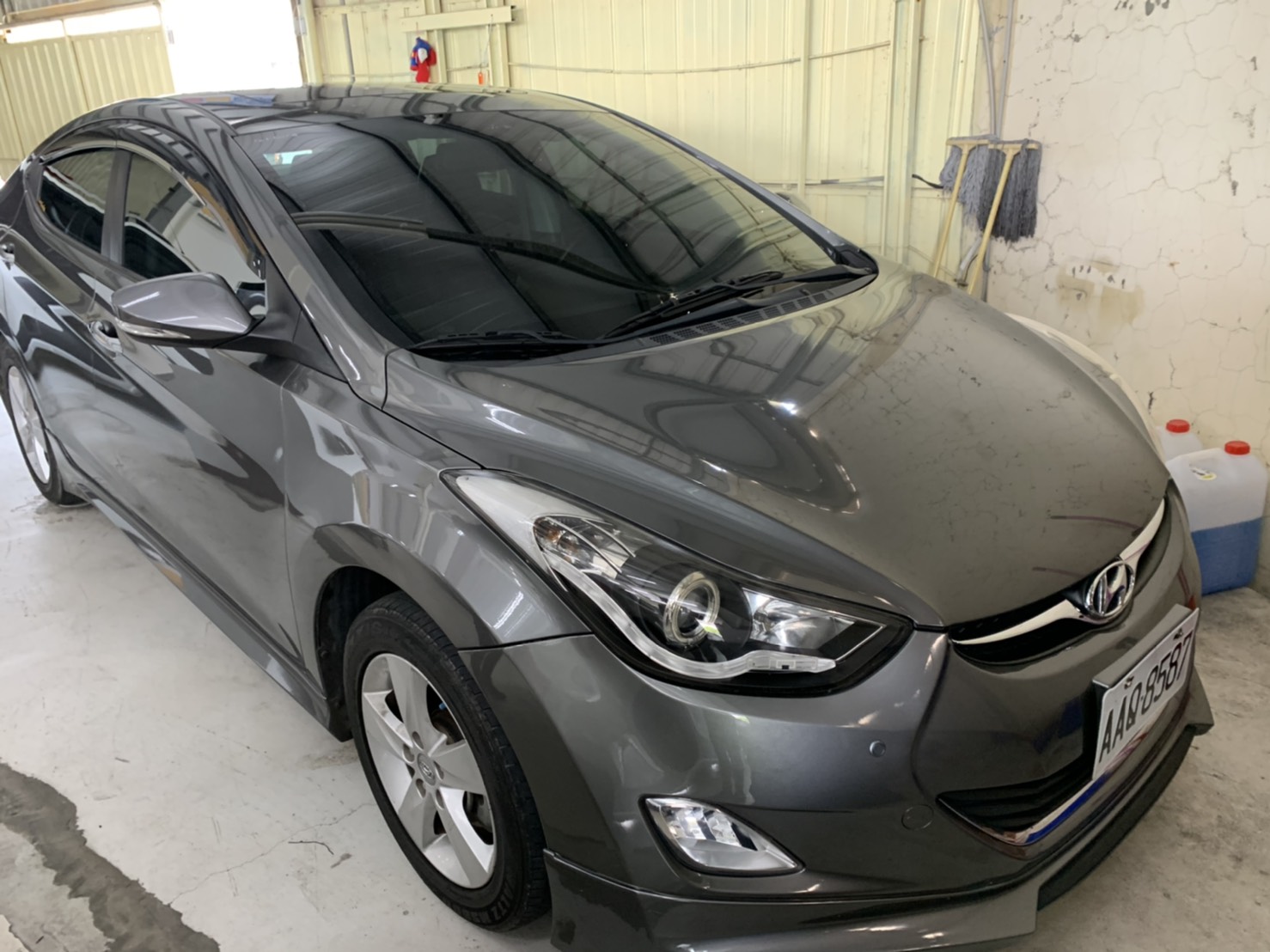 2013 Hyundai 現代 Elantra