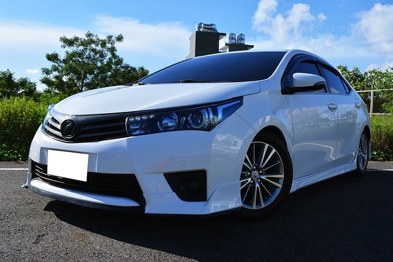 2015 Toyota 豐田 Corolla altis