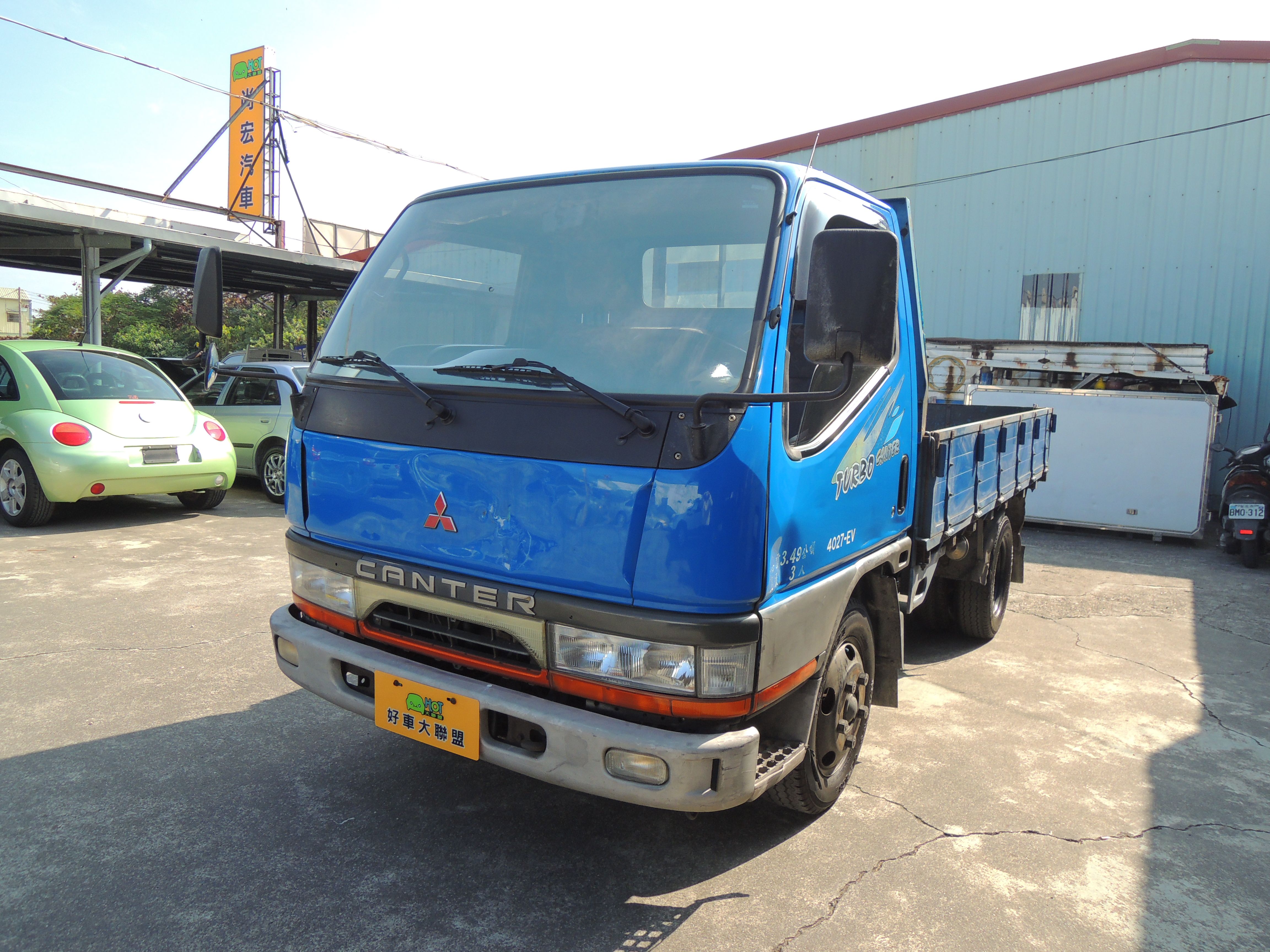 2003 Mitsubishi 商用車