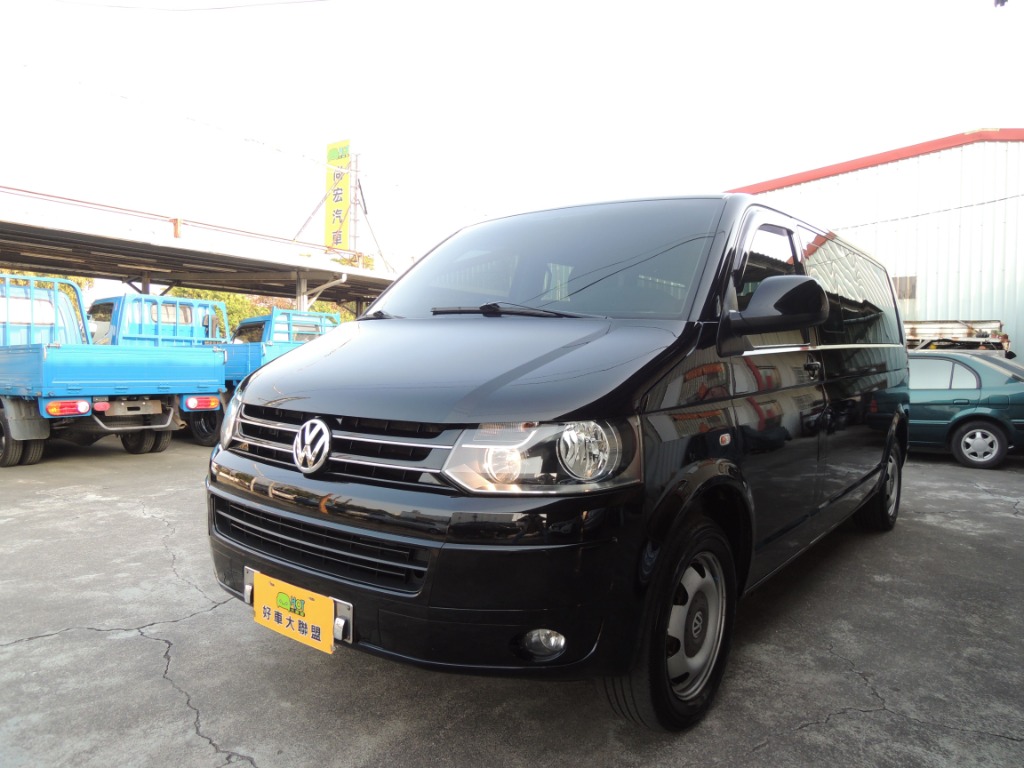 Hot大聯盟 Volkswagen T5 Caravelle 長軸 11年t5福斯caravelle180匹馬力自排9人座內裝如新家庭用車