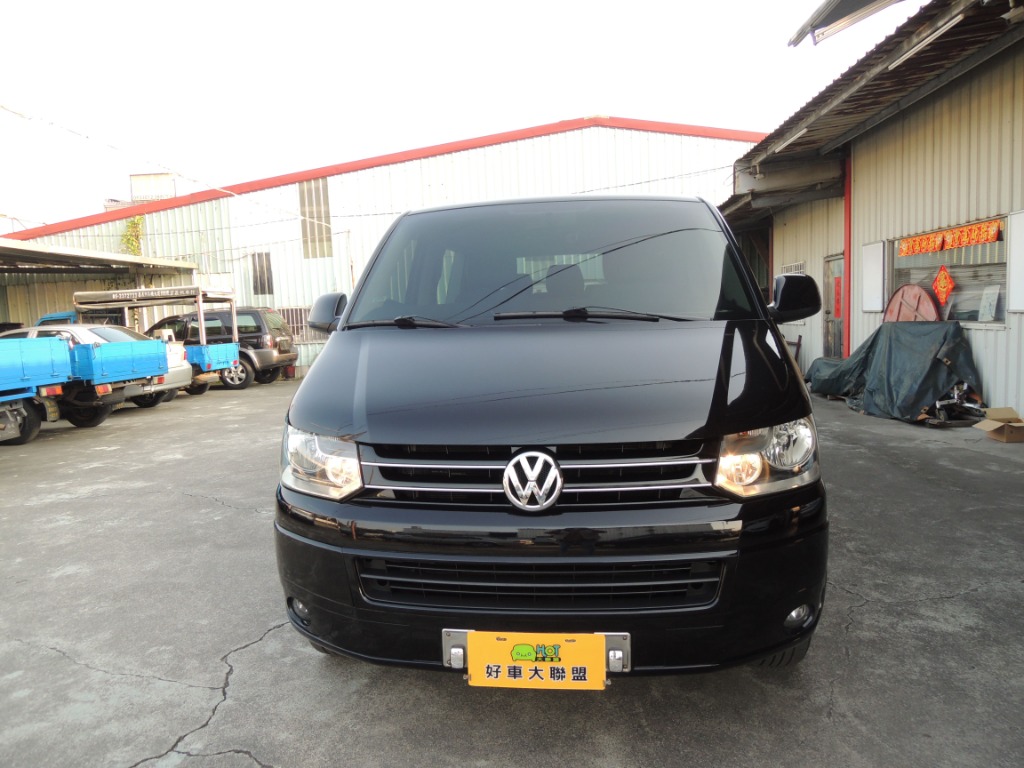 Hot大聯盟 Volkswagen T5 Caravelle 長軸 11年t5福斯caravelle180匹馬力自排9人座內裝如新家庭用車