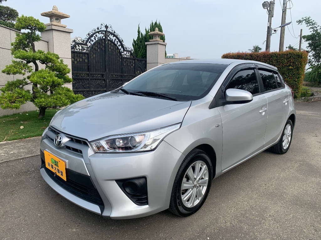 Hot大聯盟 Toyota Yaris 經濟便宜代步車 小車好停車省油省稅金超級便宜 指名找林經理才有 享優惠 再贈