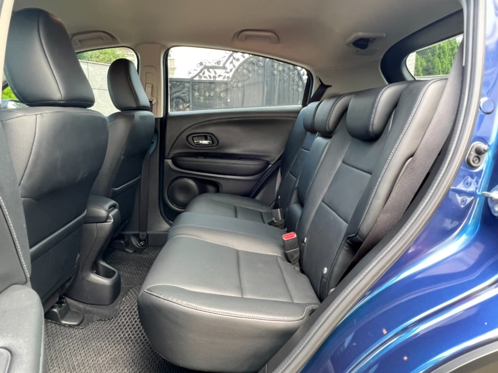 HOT大聯盟:HONDA HR-V~跑6千公里.原廠保固中.超級新.超級便宜!! 指名找 