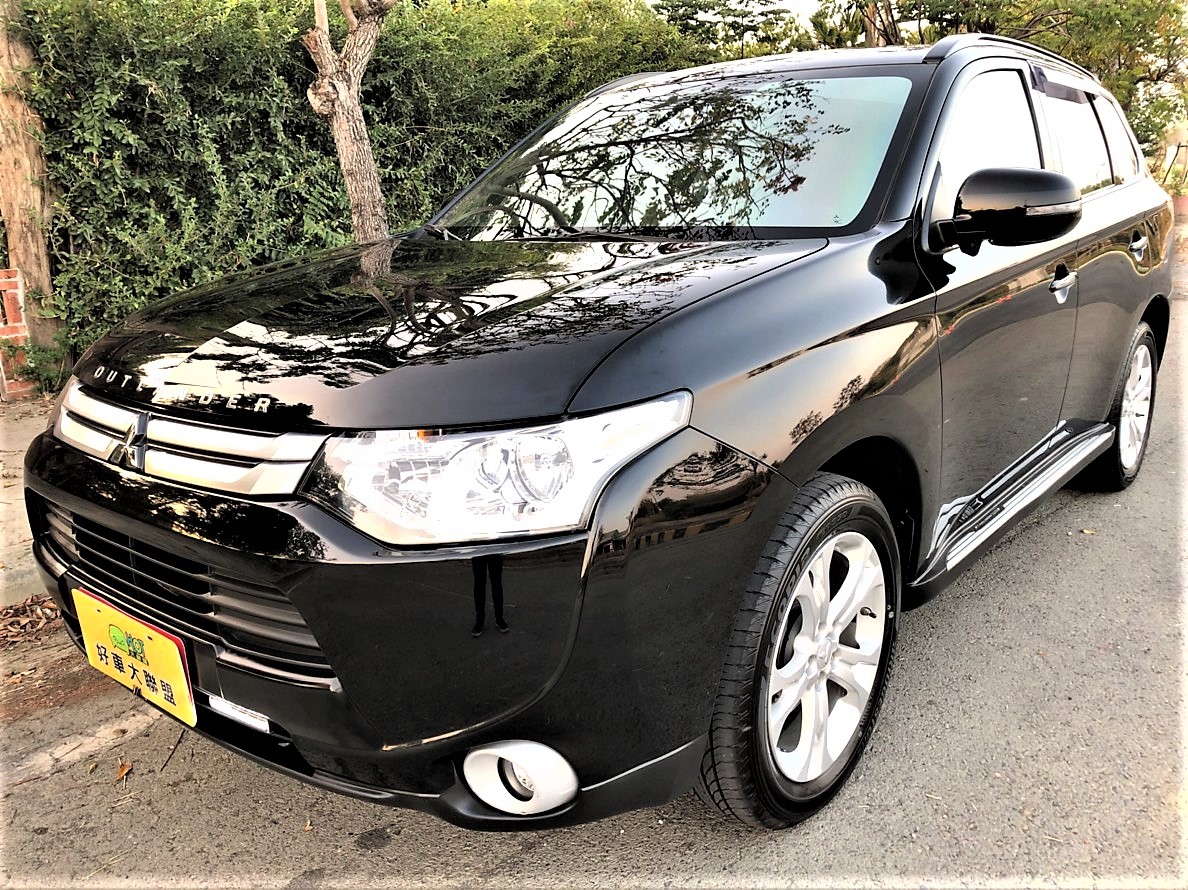 2016 Mitsubishi 三菱 Outlander
