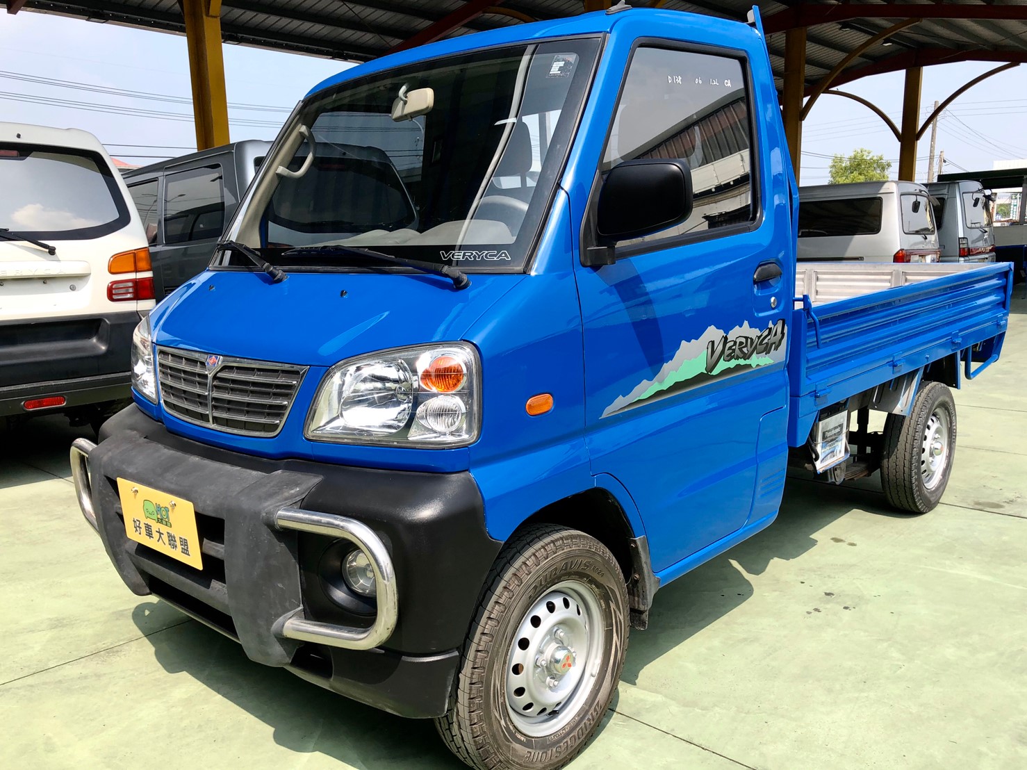 2006 Mitsubishi 三菱 商用車