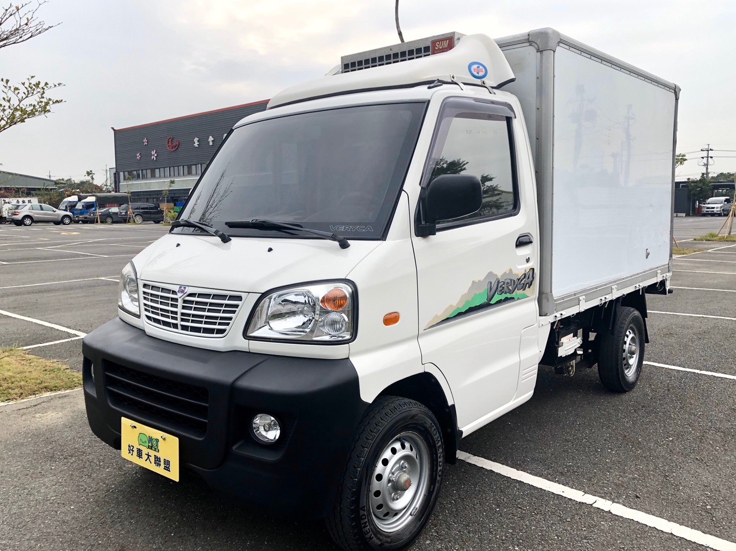 2013 Mitsubishi 三菱 商用車