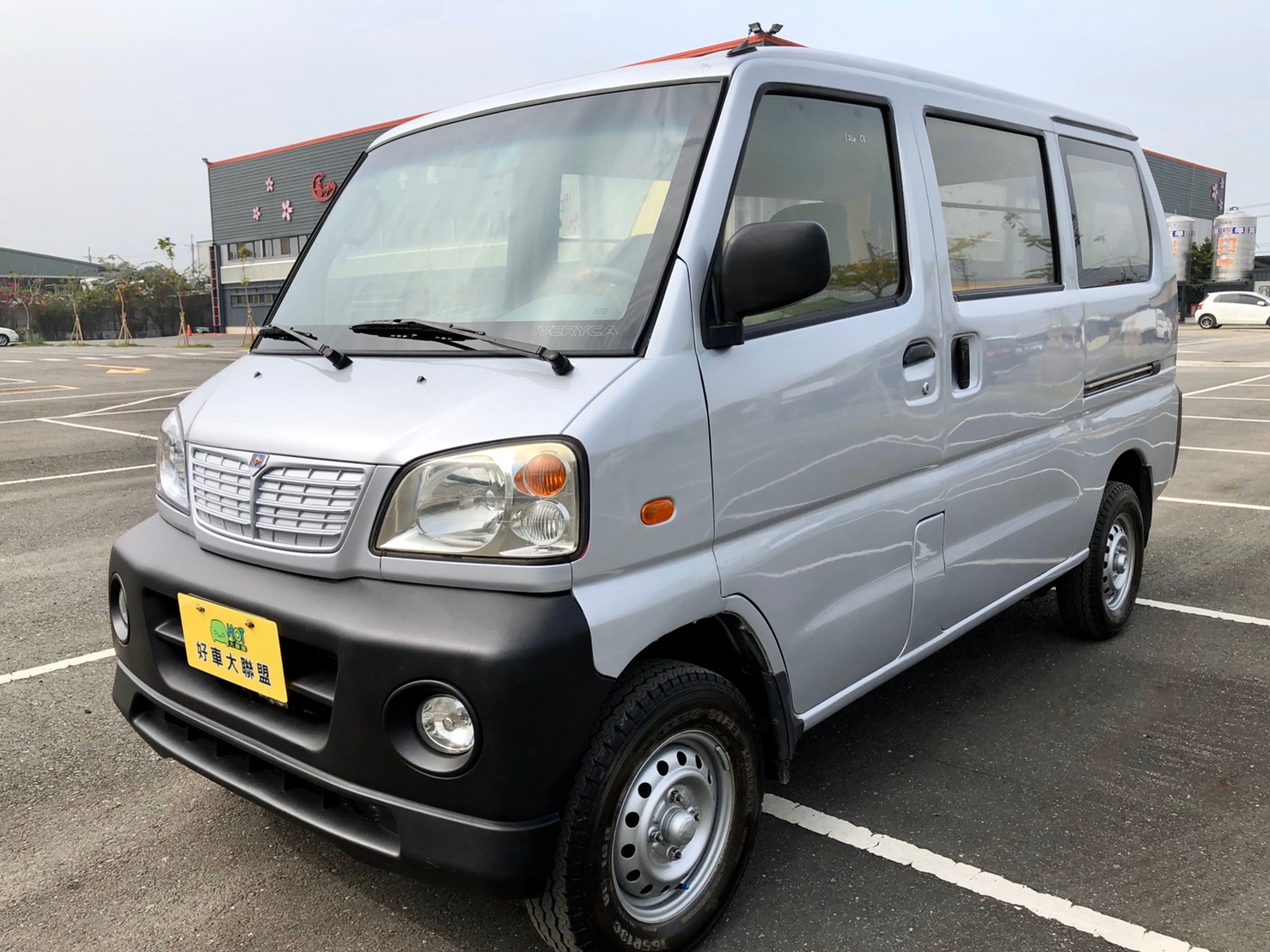 2008 Mitsubishi 三菱 商用車