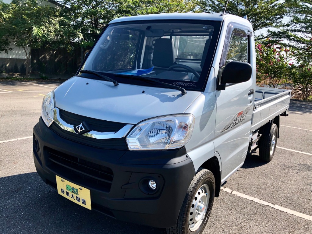 2016 Mitsubishi 三菱 商用車