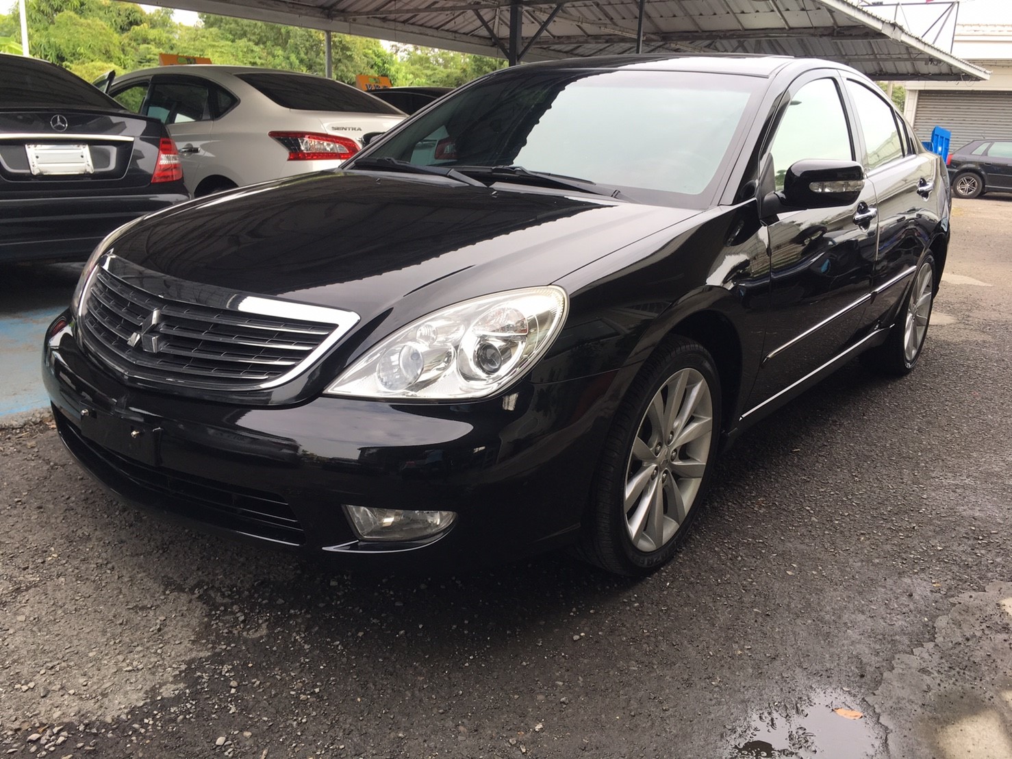 2009 Mitsubishi 三菱 Grunder