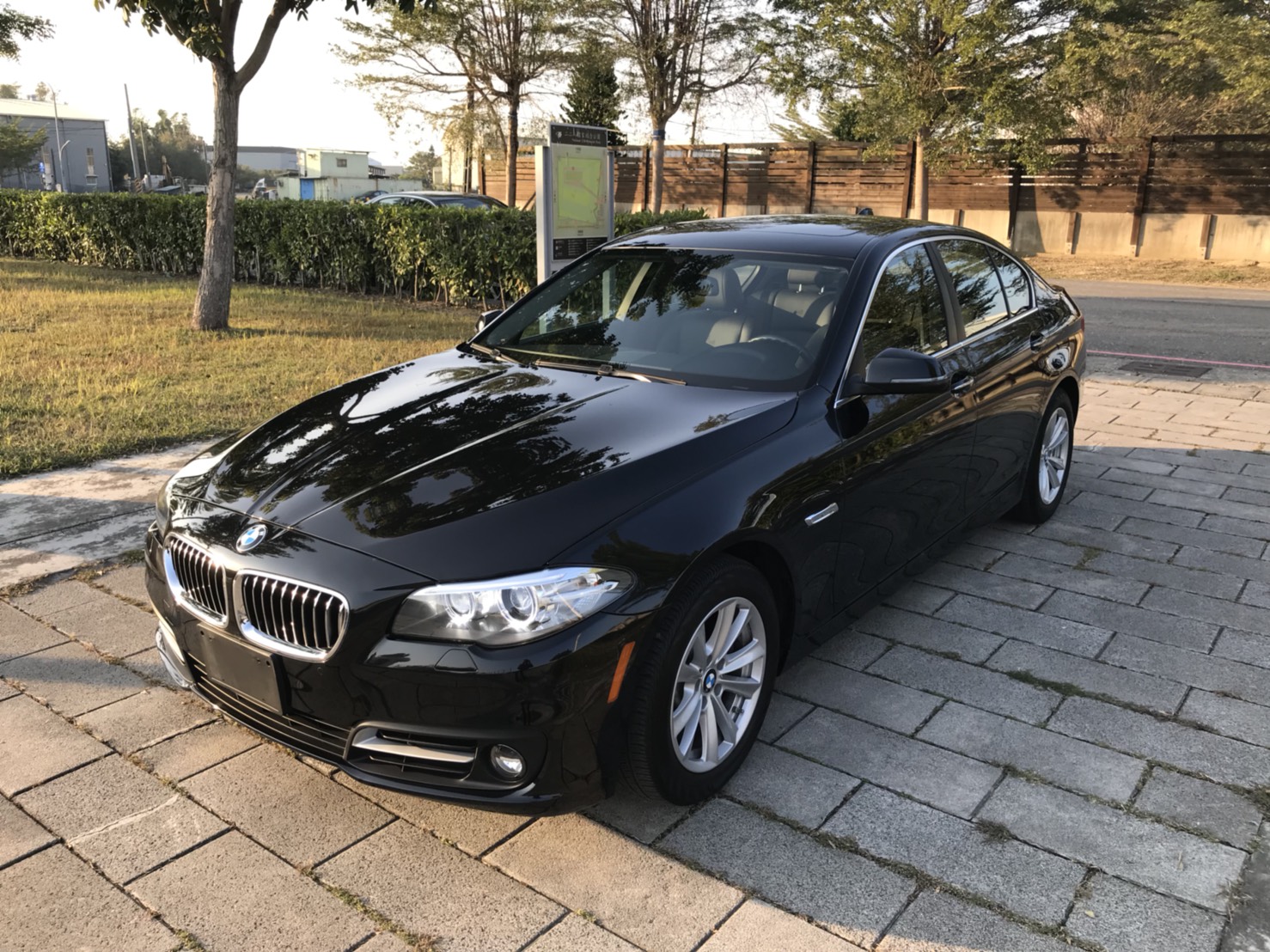 2015 Bmw 5-series sedan